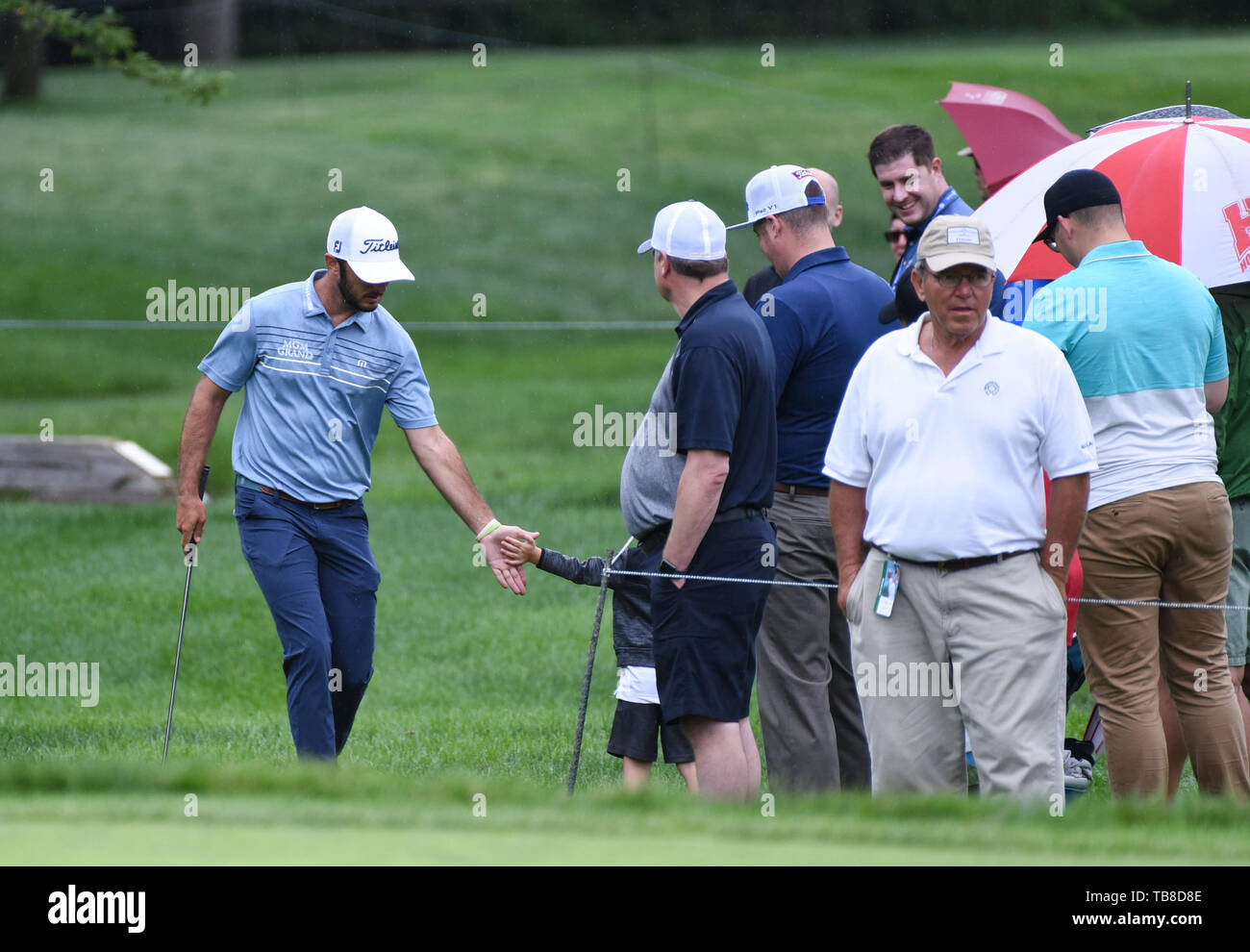 Dublin, OH, USA. 30th May, 2019. Max Homa high-fives a young fan during First Round play at the 2019 Memorial Day Tournament presented by Nationwide at Muirfield Village Golf Club in Dublin, OH. Austyn McFadden/CSM/Alamy Live News Stock Photo