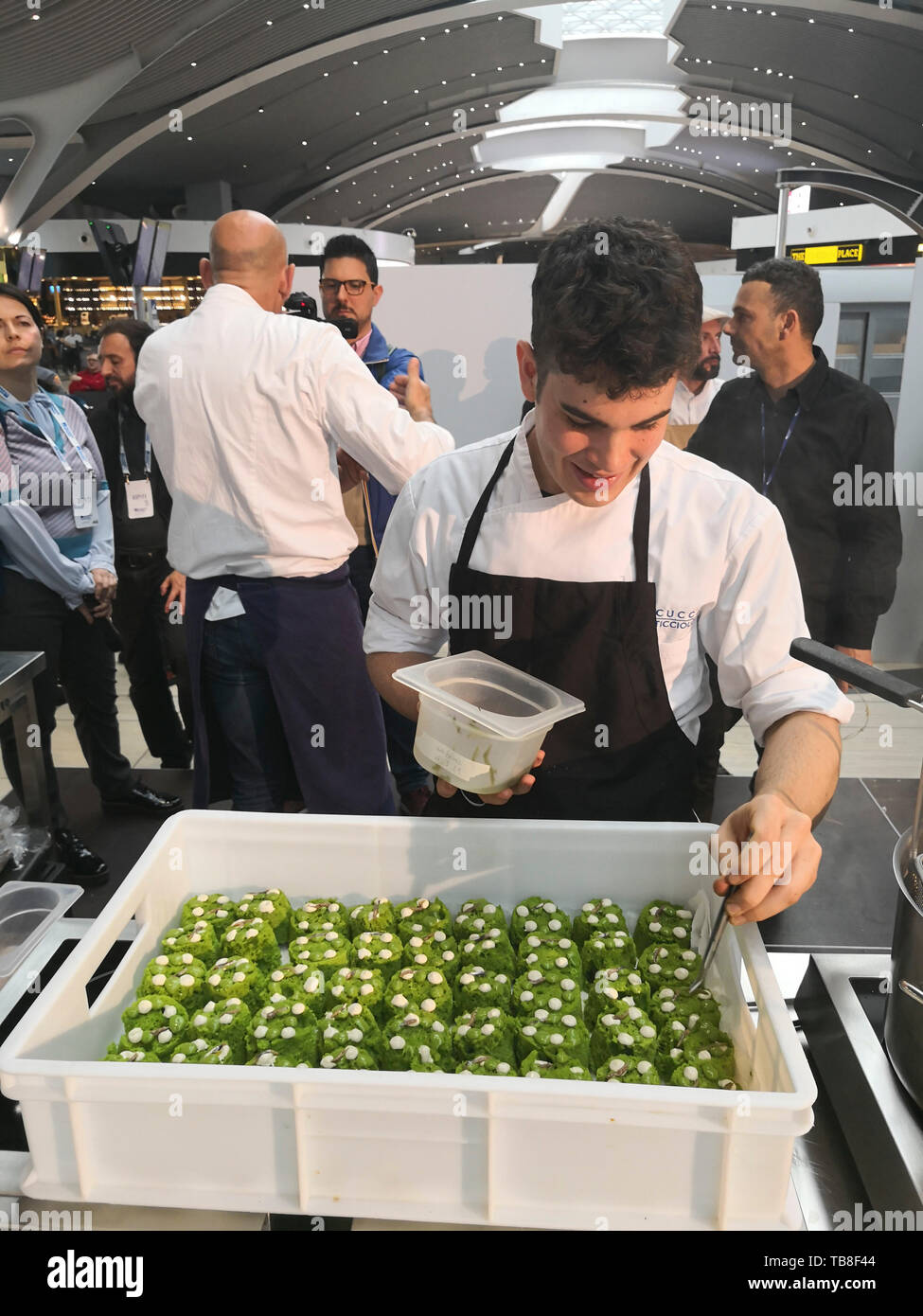 Rome, Italy. 30th May, 2019. A chef prepares the dish called "the Sea