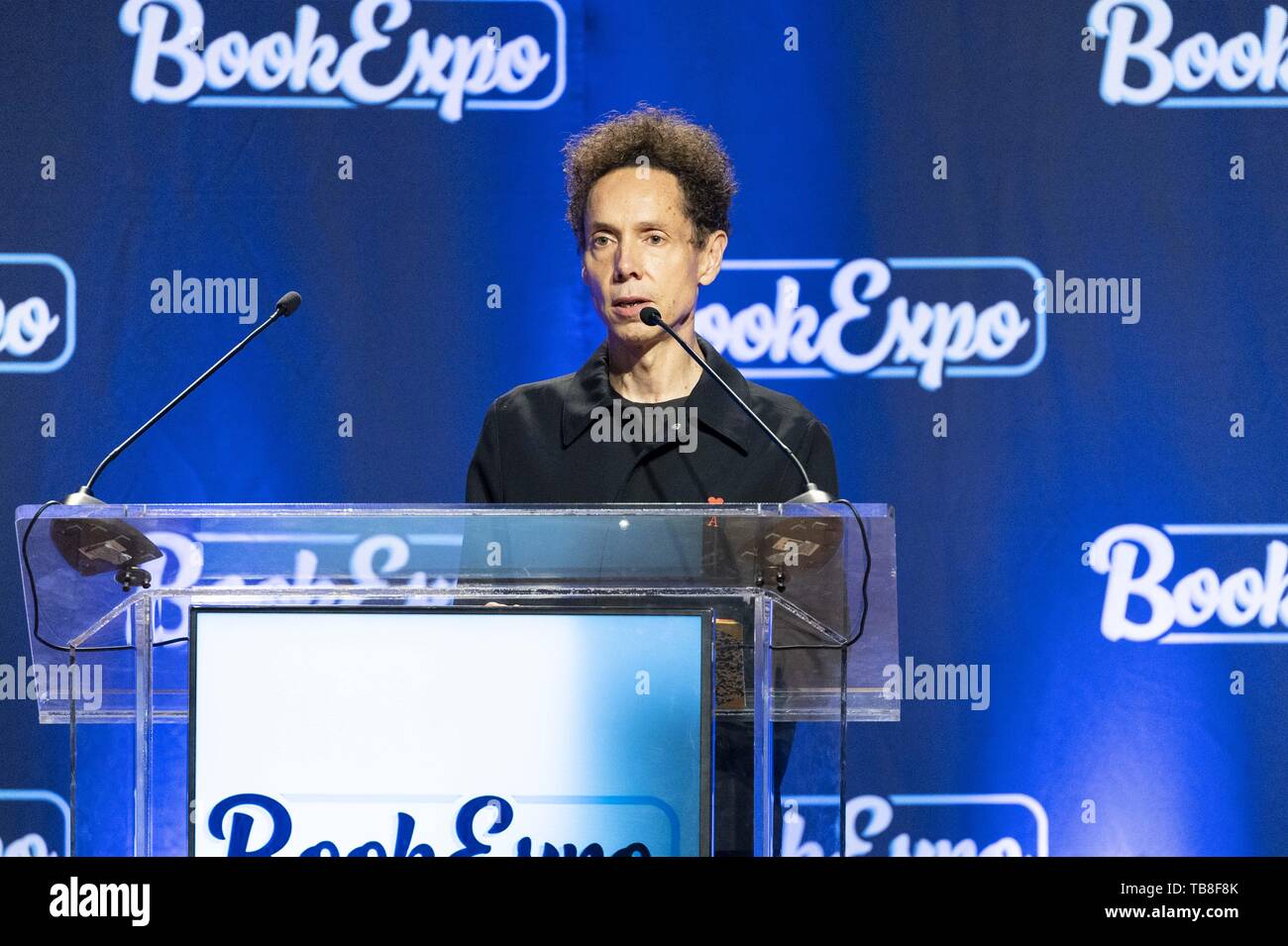 Malcolm gladwell 2019 hi-res stock photography and images - Alamy