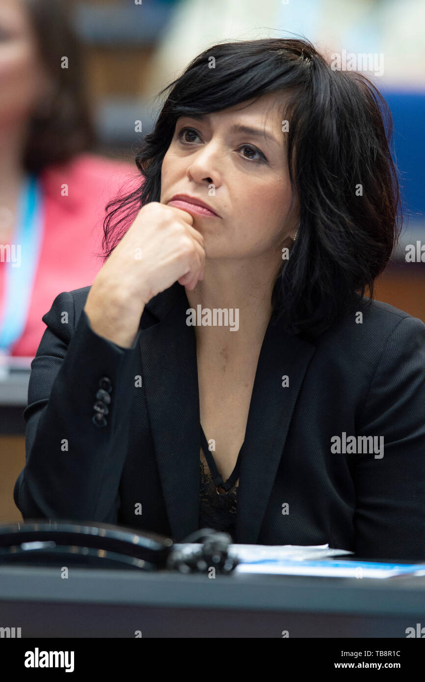 Bonn Deutschland 27th May 2019 Anabel Hernandez Herna Ndez Mexican Investigative Journalist Investigative Journalist Prize Winner Freedom Of Speech Award At The Deutsche Welle Global Media Forum Shifting Powers 27 05 2019 In Bonn