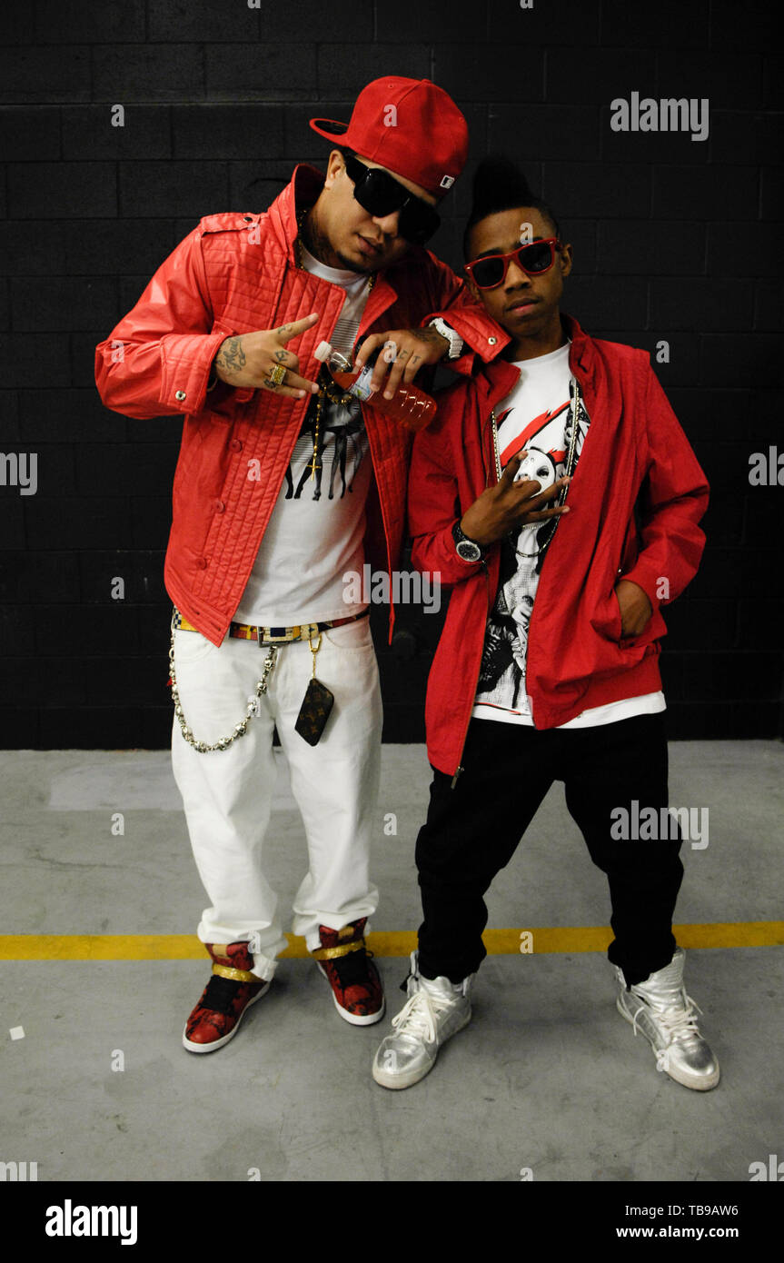 (L-R) Rapper Gudda Gudda and Lil Twist portrait on the set of his music video with Lil Wayne and Young Money called "Every Girl" filmed in Los Angeles, CA on February 14th, 2009. Stock Photo