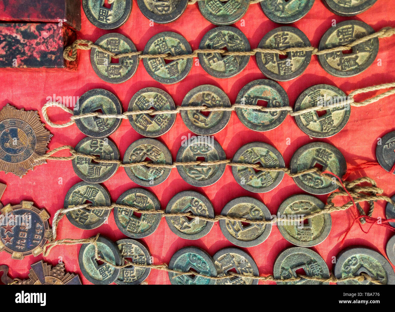 Chinese silver coins hi-res stock photography and images - Alamy