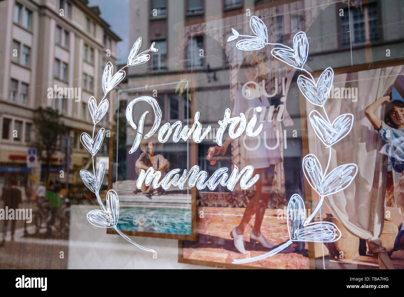 Fete Des Meres High Resolution Stock Photography And Images Alamy Fete Des Meres High Resolution Stock Photography And Images Alamy