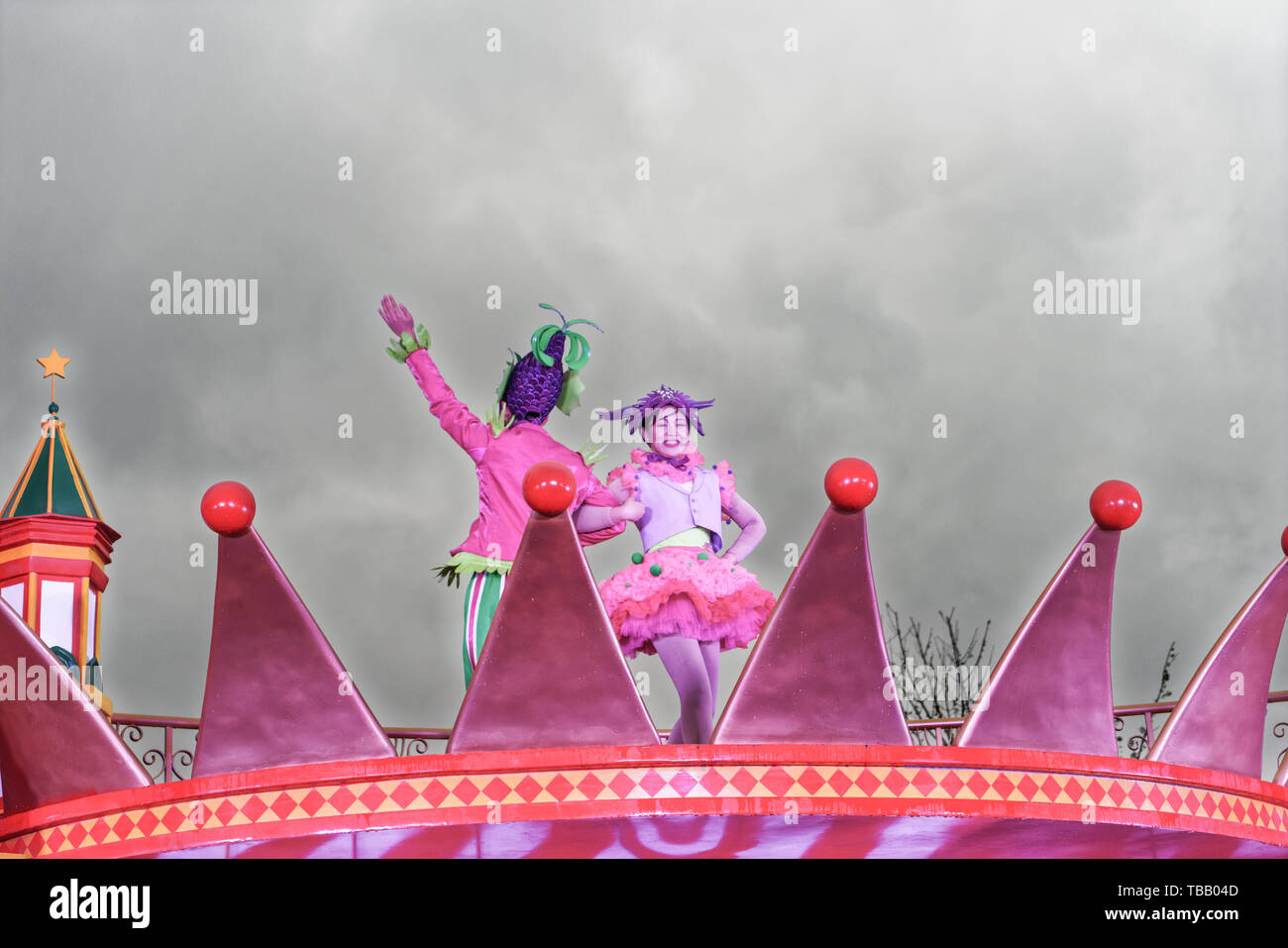 Shanghai Haichang Ocean Park Christmas performance Stock Photo Alamy
