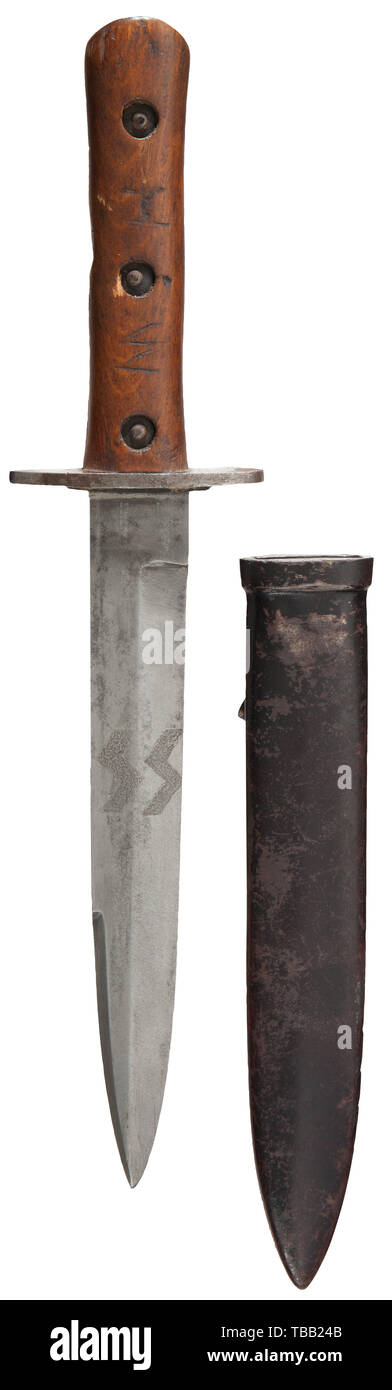 A combat knife hi-res stock photography and images - Page 2 - Alamy