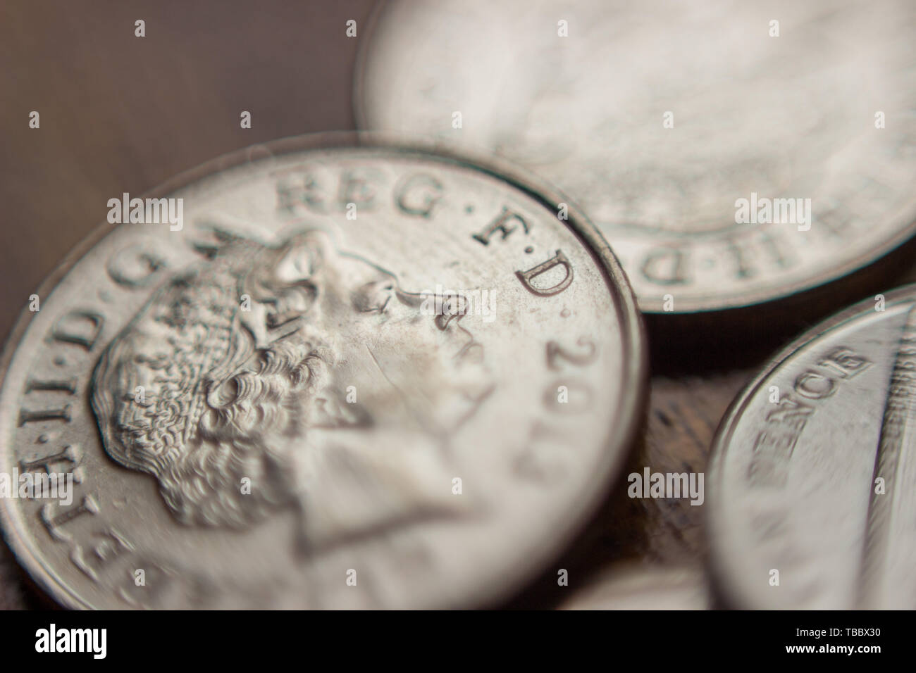 Stack of British 10 pence coin Stock Photo - Alamy