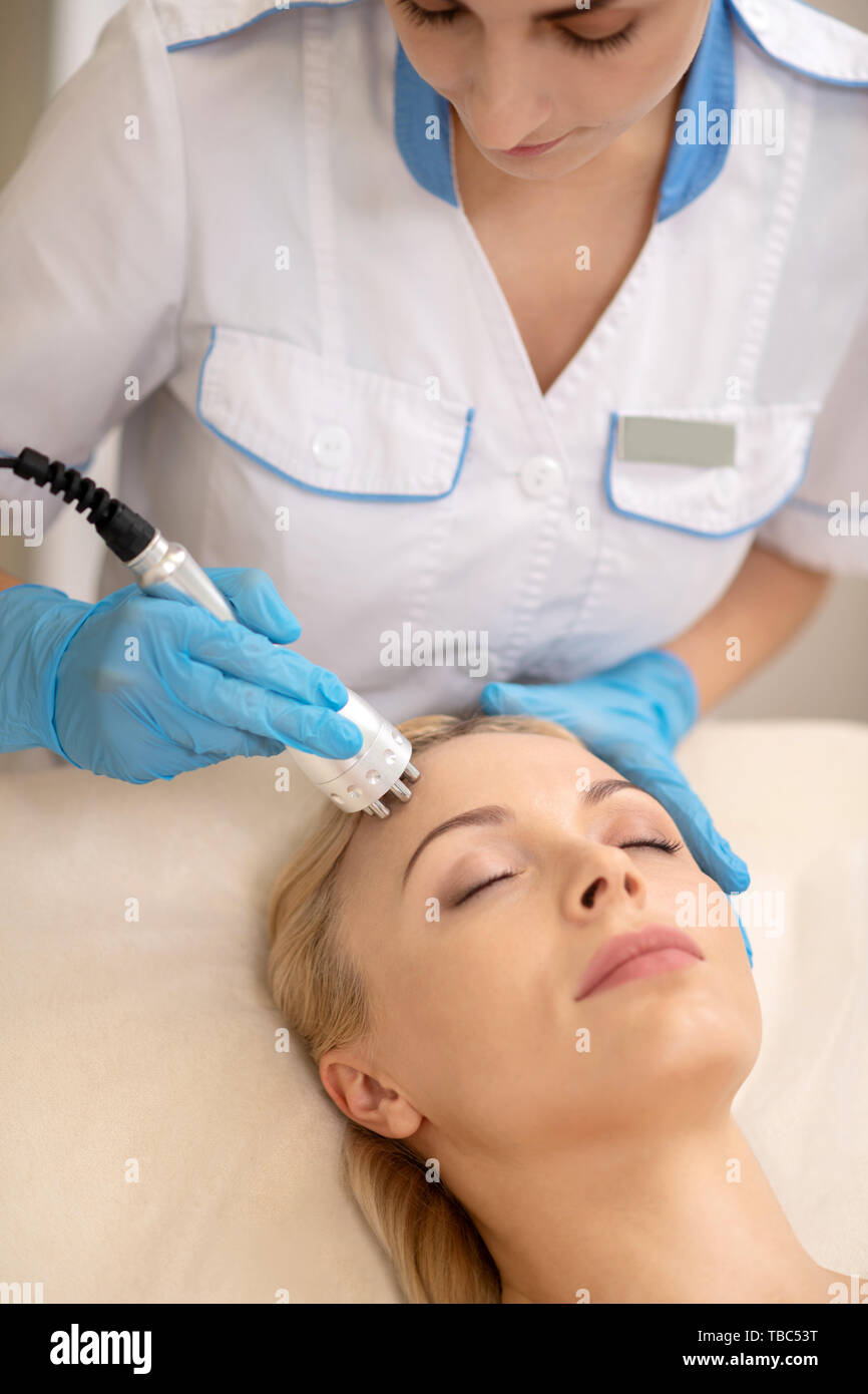 Ultrasound skin tightening hi-res stock photography and images - Alamy