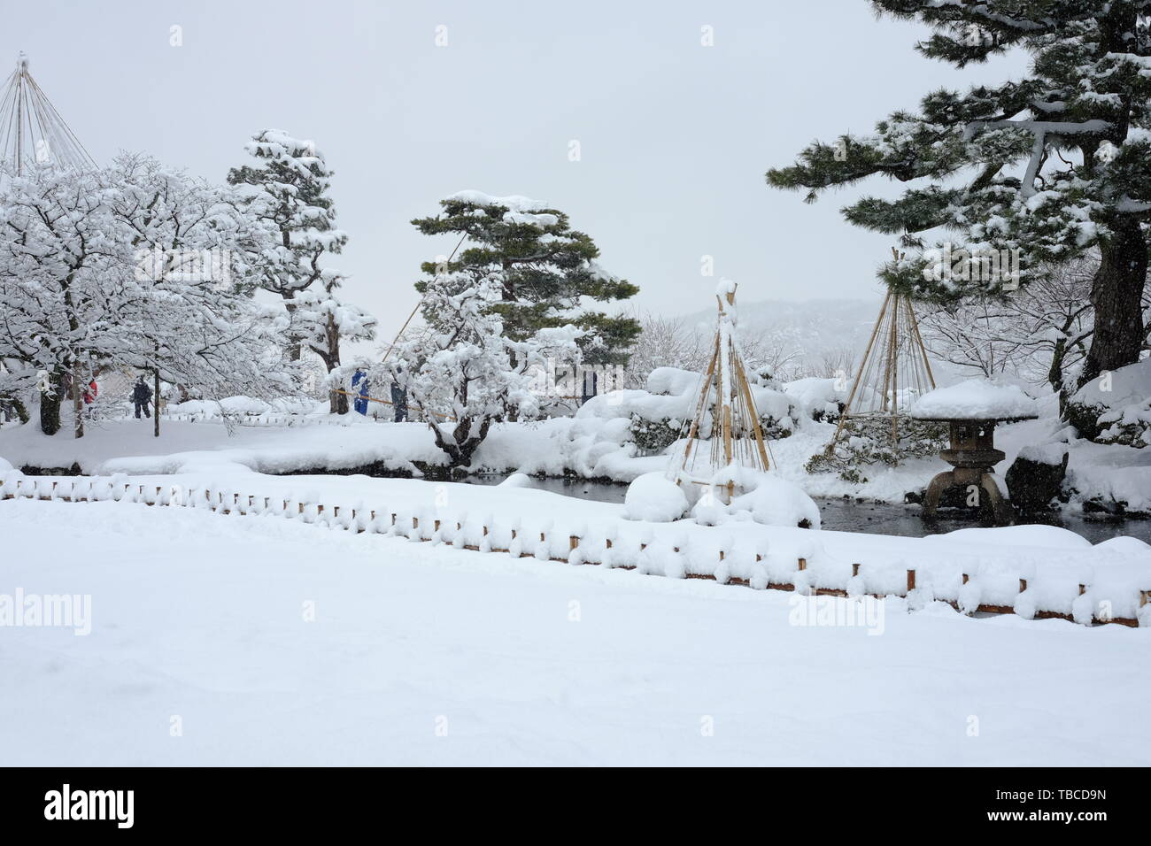 Kenrokuen garden in Kanazawa city in winter snow Stock Photo