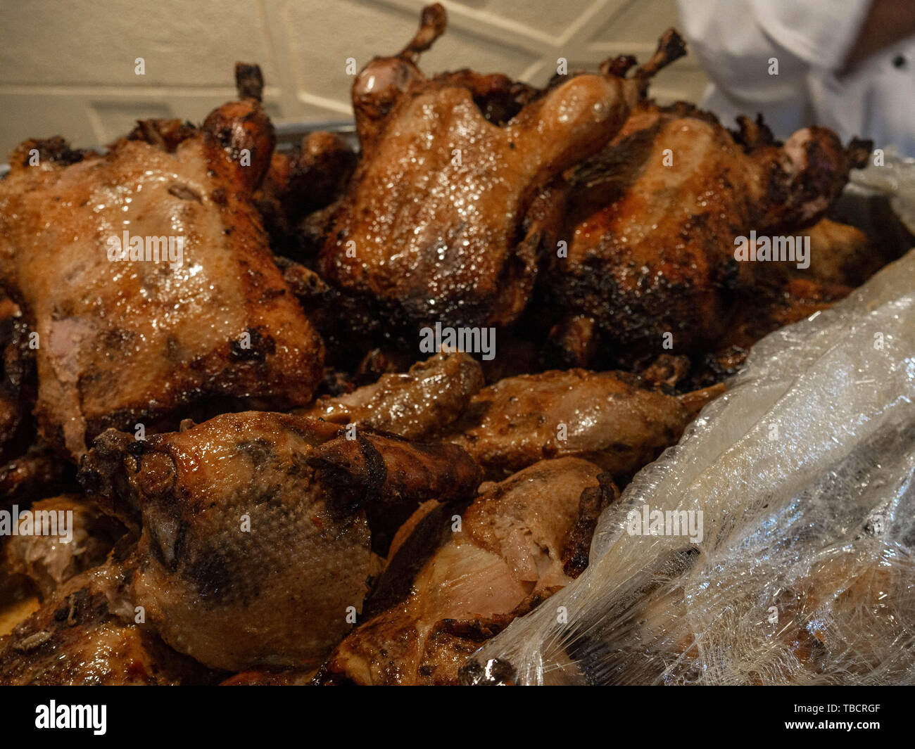 Chickens food restaurant whole hires stock photography and images Alamy