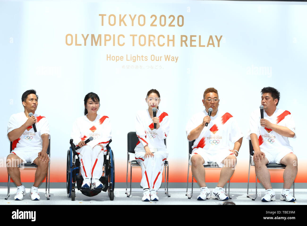 Tokyo, Japan. 1st June, 2019. (L-R) Tadahiro Nomura, Aki Taguchi, Satomi Ishihara, Mikio Date, Takeshi Tomizawa, The Tokyo Organising Committee of the Olympic and Paralympic Games (Tokyo 2020) holds commemorative event of Torch Relay in Tokyo, Japan on June 1, 2019, 300 days before of the Japanese leg of the Tokyo 2020 Olympic Torch Relay starts. The Organising Committee unveiled an official uniform, course outline and applicant guidelines for Torch Relay Runners. Credit: Naoki Nishimura/AFLO SPORT/Alamy Live News Stock Photo