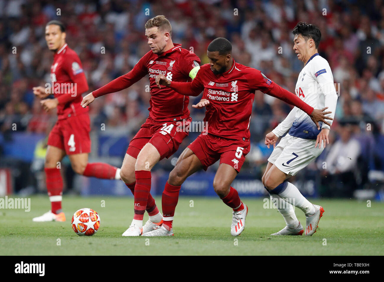 Jordan henderson liverpool fc hi res stock photography and images