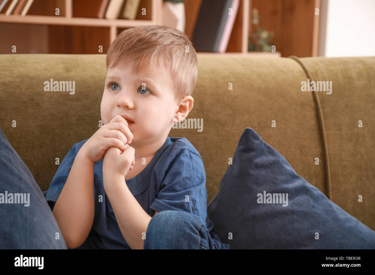 Portrait of cute little boy at home Stock Photo - Alamy