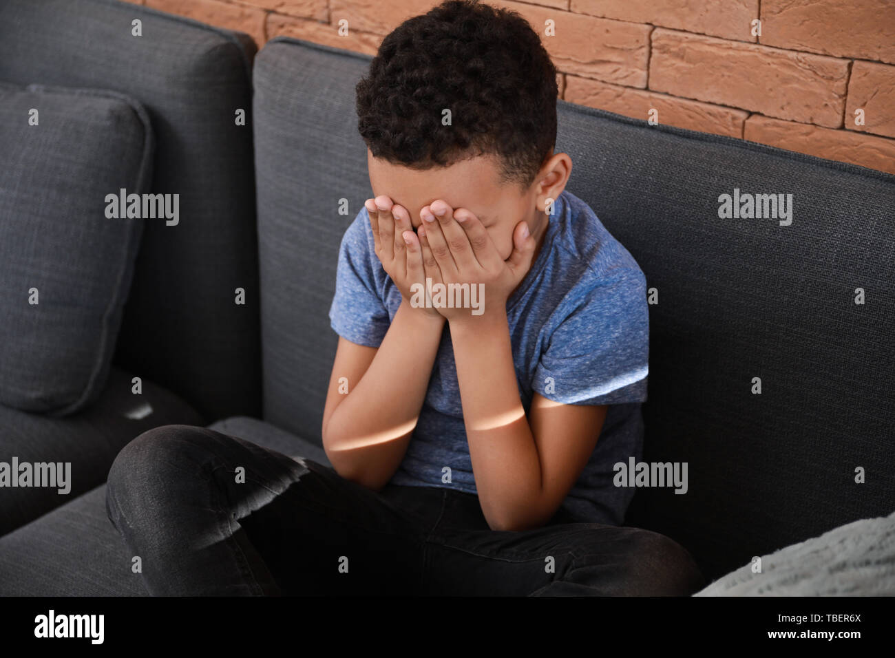 African Boy Crying Stock Photos & African Boy Crying Stock Images Alamy