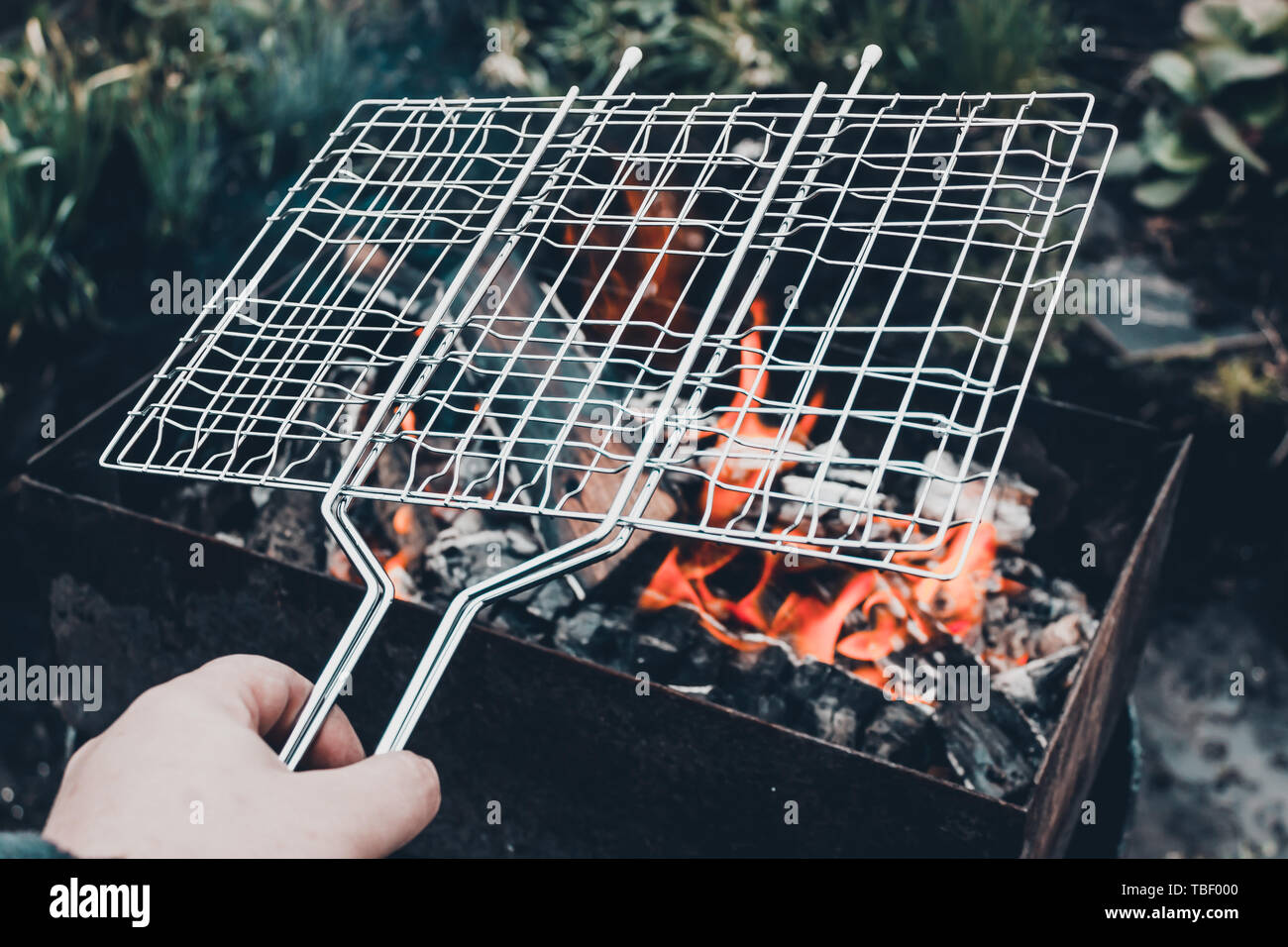 Open barbecue grill hi-res stock photography and images - Alamy