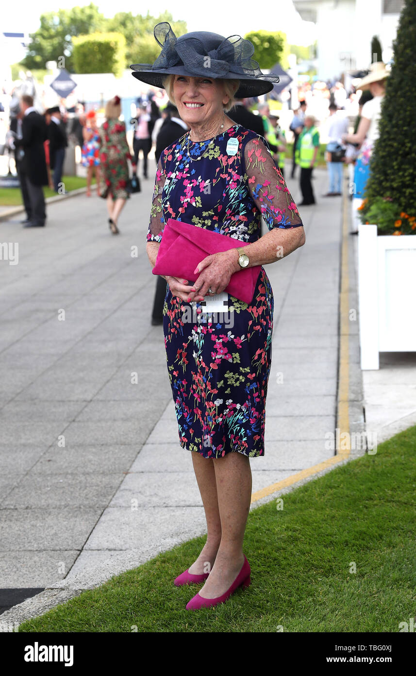 Mary Berry during Derby Day of the 2019 Investec Derby Festival at Epsom Racecourse, Epsom. Stock Photo