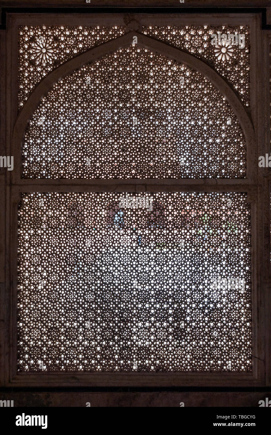 Intricate Jali, stone latticework window, Tomb of Salim Chishti, Jama Masjid, Jama Mosque, Fatehpur Sikri, Agra District of Uttar Pradesh, India. Stock Photo