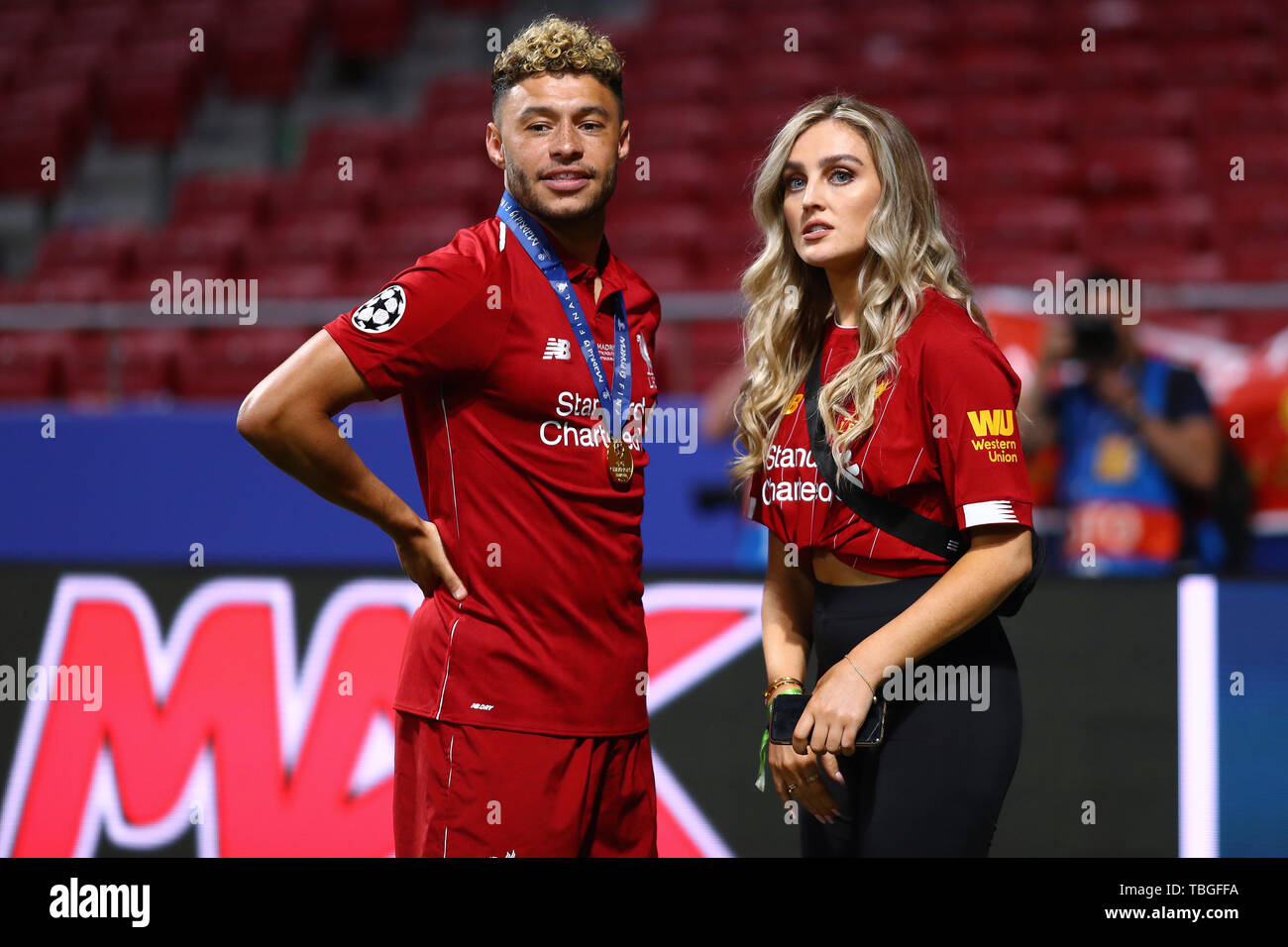 Alex Oxlade-Chamberlain of Liverpool with his girlfriend and Little Mix  performer, Perrie Edwards - Tottenham Hotspur v Liverpool, UEFA Champions  League Final 2019, Wanda Metropolitano Stadium, Madrid - 1st June 2019  Stock Photo - Alamy