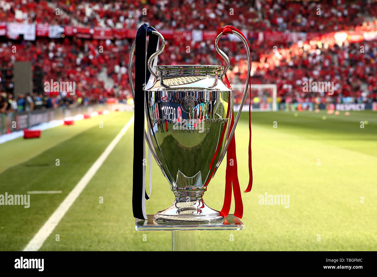 The UEFA Champions League trophy - Tottenham Hotspur v Liverpool, UEFA Champions League Final 2019, Wanda Metropolitano Stadium, Madrid - June Stock - Alamy