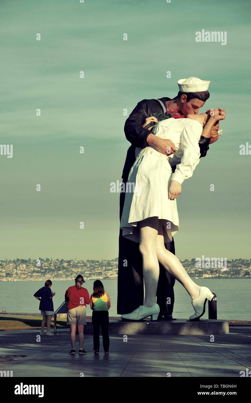 San Diego, CA - MAY 18: Unconditional Surrender sculpture at sea port ...
