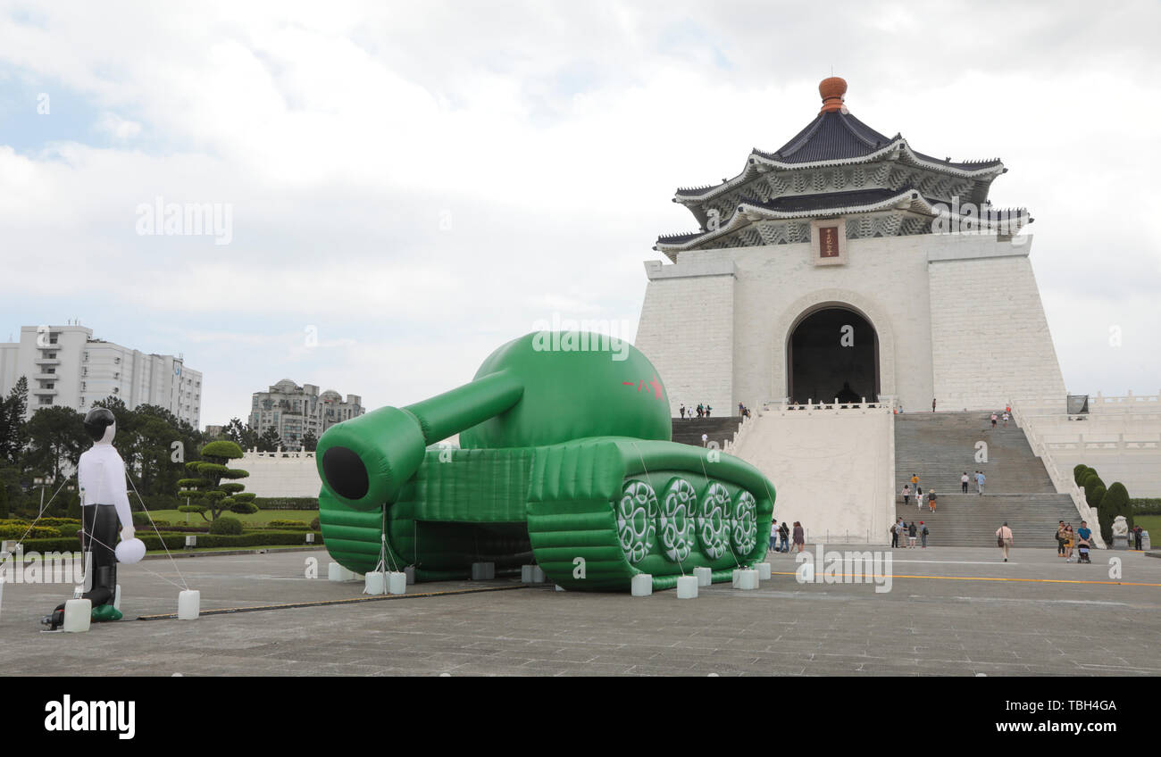 TAIWAN TANK MAN marks TIANAMEN CRACKDOWN ANNIVERSARY Stock Photo