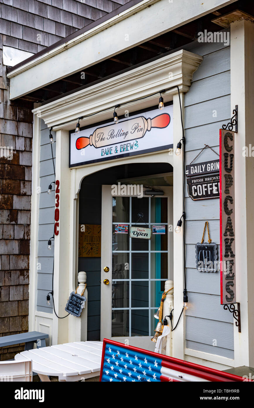 Downtown water shop hires stock photography and images Alamy