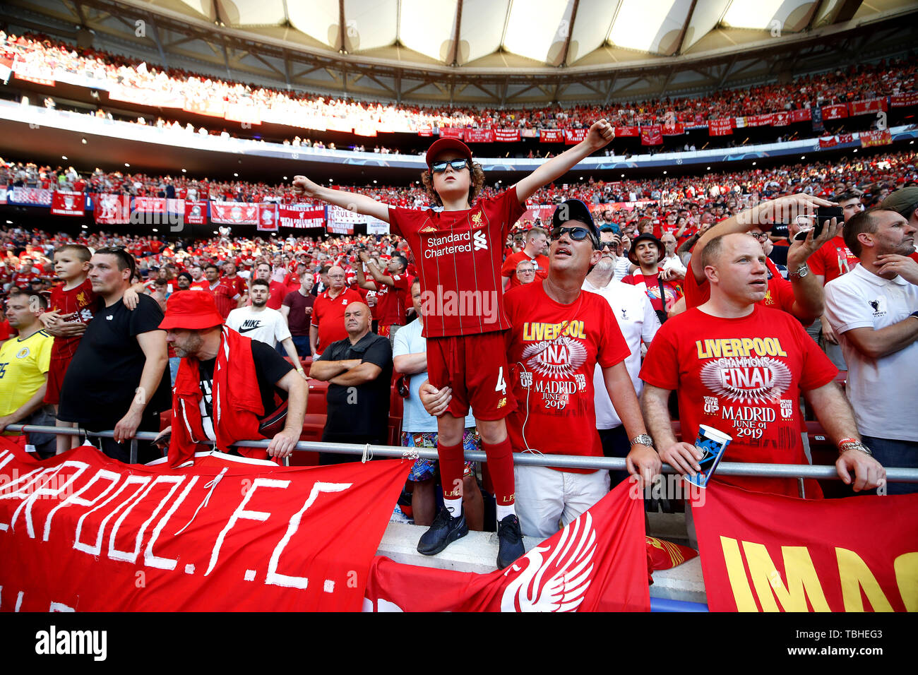 Liverpool fans show support for their team in the stands during the UEFA Champions  League Final at the Wanda Metropolitano, Madrid Stock Photo - Alamy