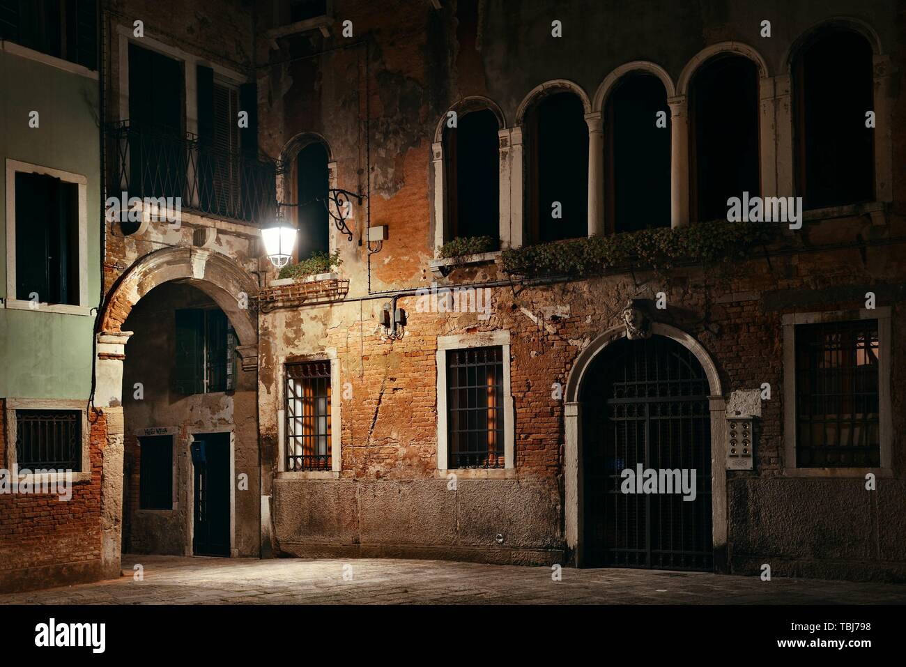 Venice alley night historical hi-res stock photography and images - Alamy