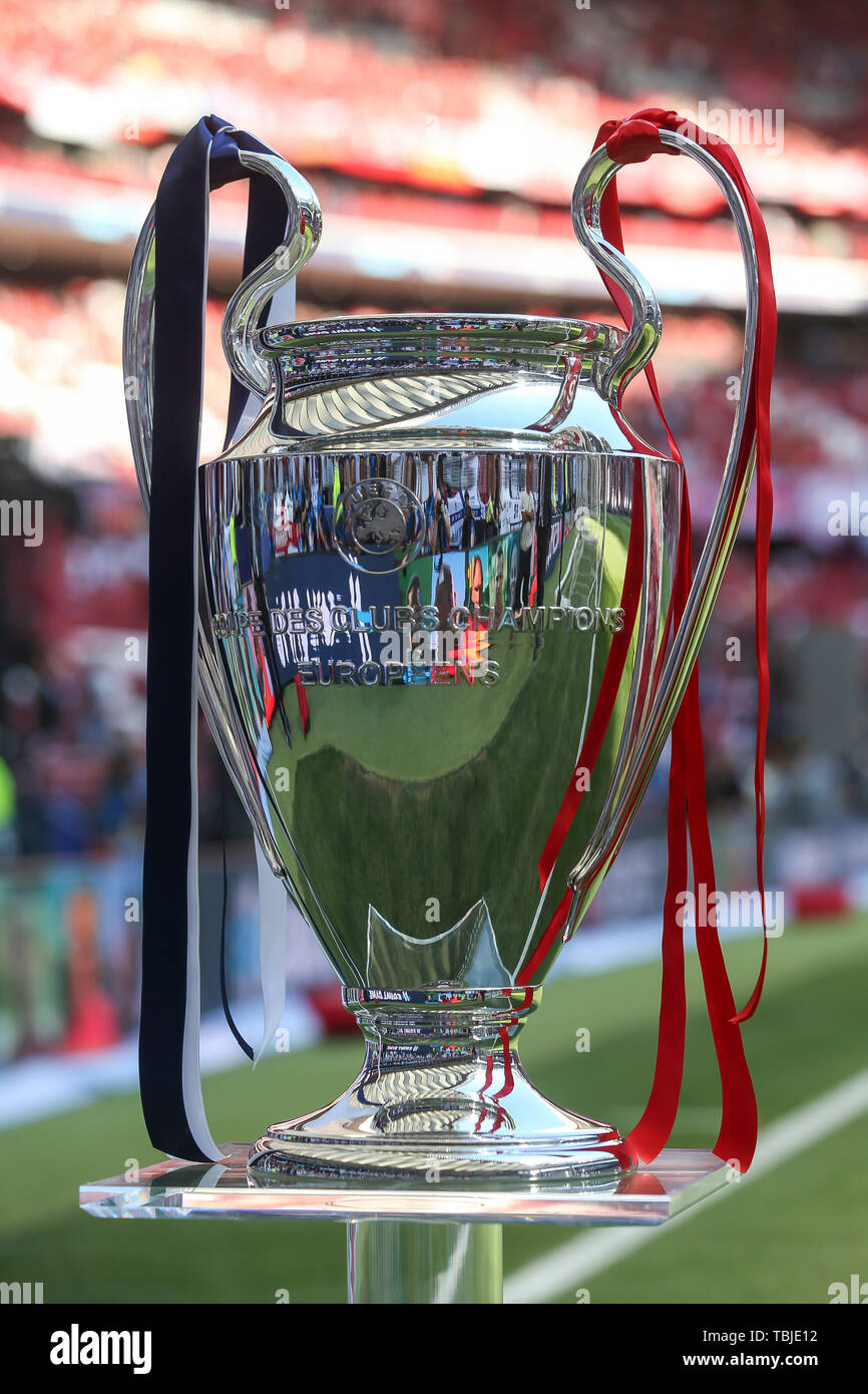 Madrid, Spain. 01st June, 2019. The Champions League trophy before the UEFA Champions  League Final match between Tottenham Hotspur and Liverpool at Wanda  Metropolitano on June 1st 2019 in Madrid, Spain. (Photo