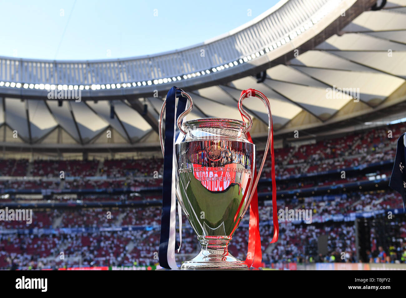 Football league 2 trophy hi-res stock photography and images - Alamy