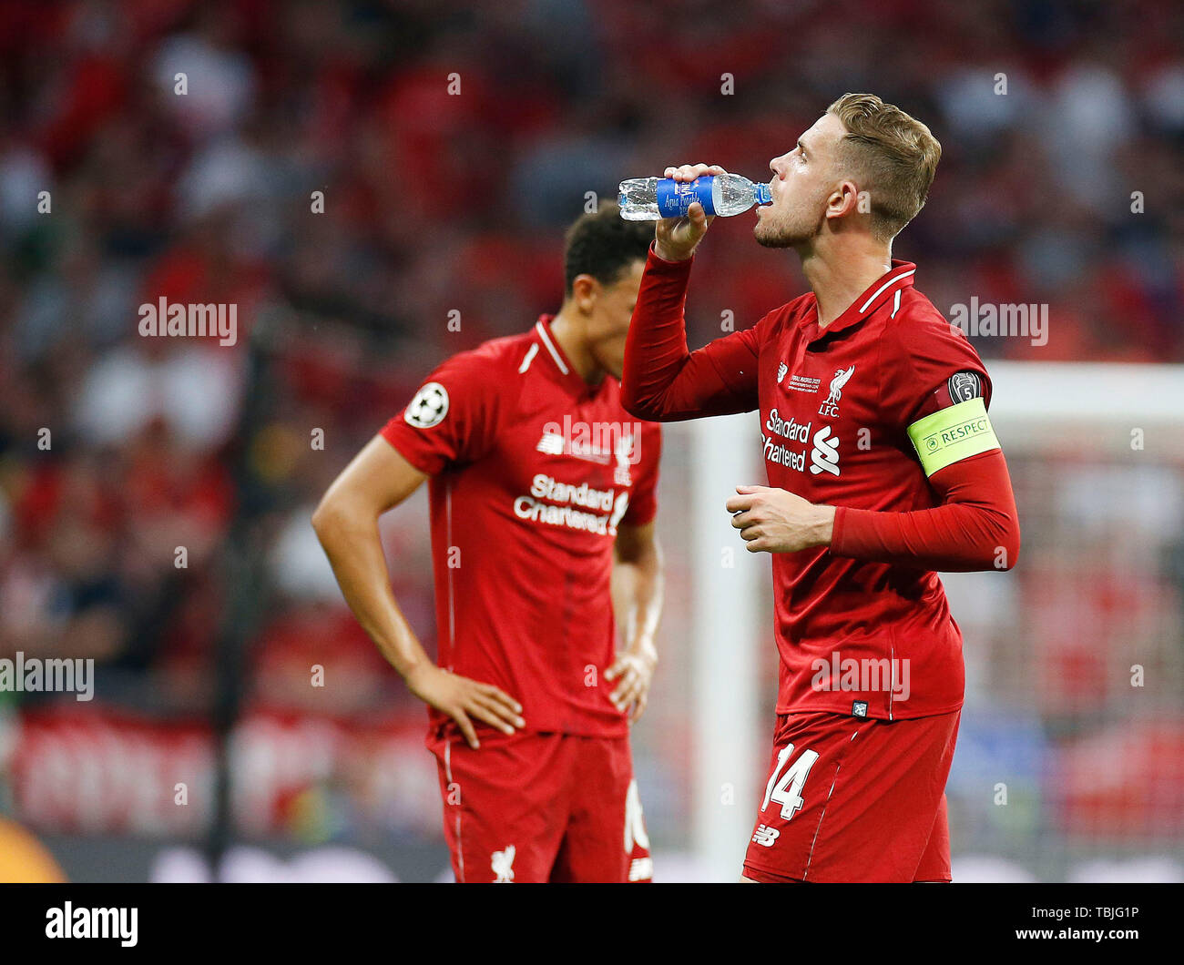 Madrid, Spain. 01st June, 2019. Liverpool's FC Jordan Henderson drinks water during the Final Round of the UEFA Champions League match between Tottenham Hotspur FC and Liverpool FC at Wanda Metropolitano Stadium in Madrid. Final Score: Tottenham Hotspur FC 0 - 2 Liverpool FC. Credit: SOPA Images Limited/Alamy Live News Stock Photo