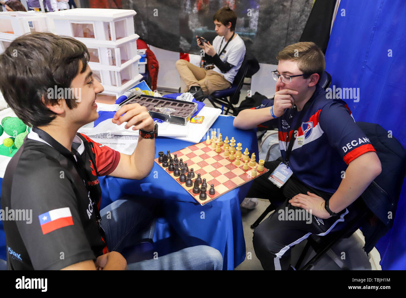Montevideo, Uruguay. 01st June, 2019. Participants seen playing chess  during the robotics competition at the Antel Arena in Montevideo. For the  first time, Uruguay hosted the FIRST LEGO League OPEN 2019 at