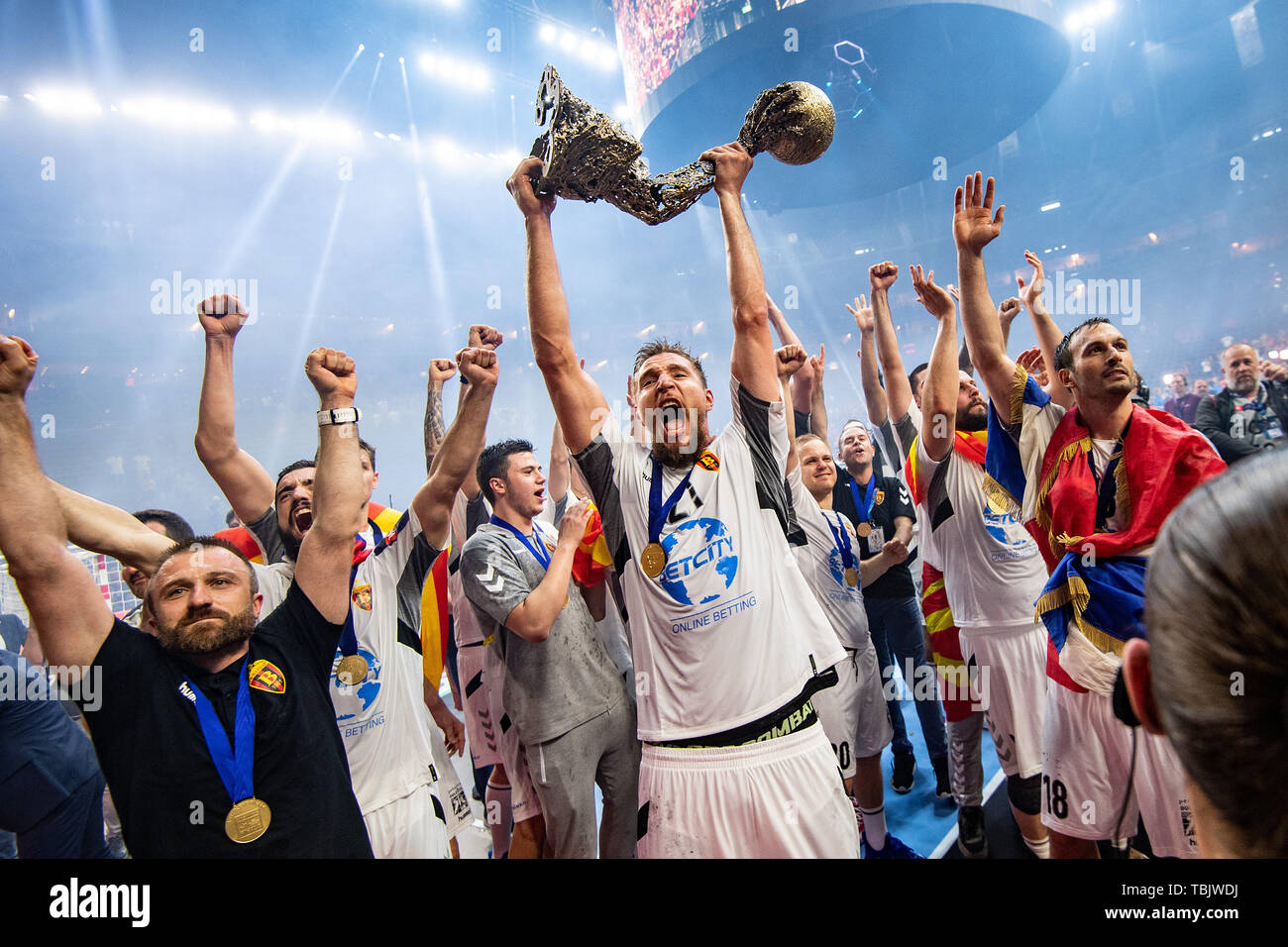 Cologne, Germany. 02nd June, 2019. Handball: Champions League, Vardar  Skopje - Telekom Veszprem, Final Round, Final Four, Final. The Vardar team  celebrate with the cup that Glab Kalarash holds up. Vardar Skopje