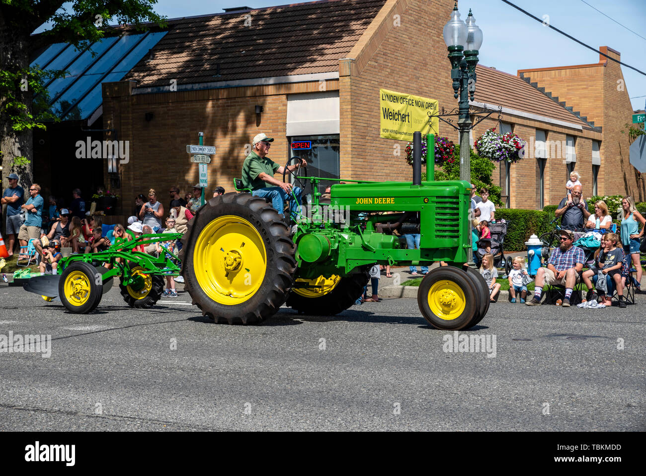 John Deere G Tractor High Resolution Stock Photography And Images Alamy