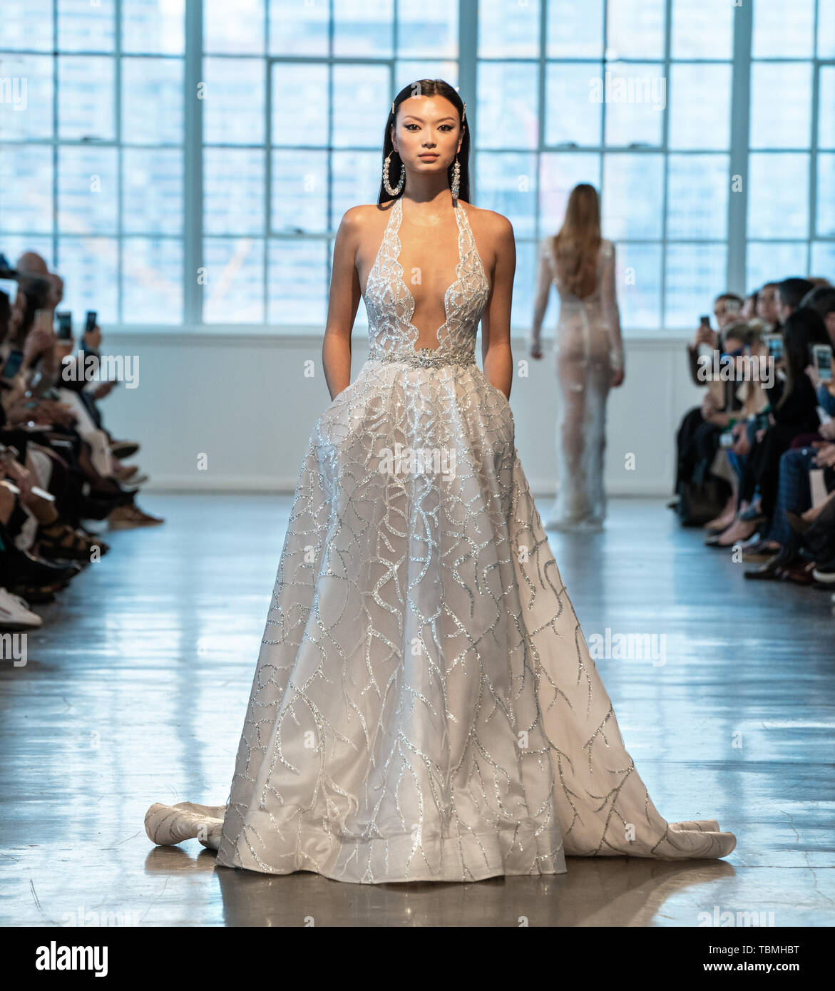 Fit and flare gown hi res stock photography and images Alamy