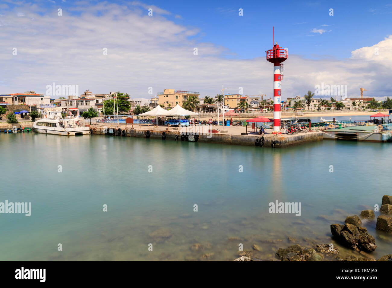 Seaside wharf hi-res stock photography and images - Alamy