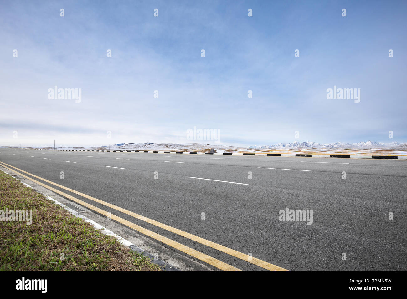 Aerial beautiful empty highway road hi-res stock photography and images ...