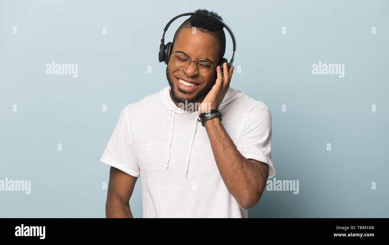 Music to listen with headphones new arrivals