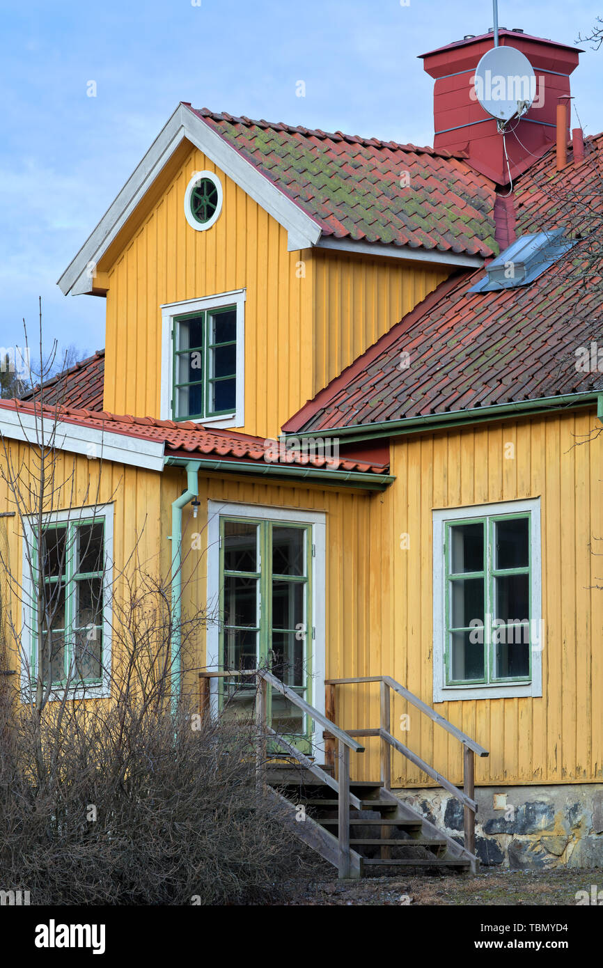Page 2 - Yellow House Sweden High Resolution Stock Photography and Images -  Alamy