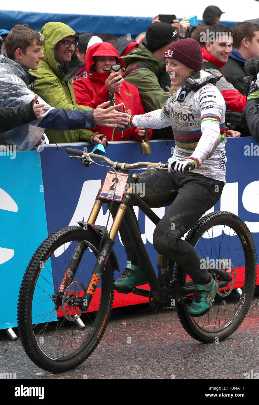 Great Britain s Rachel Atherton celebrates winning the Women s