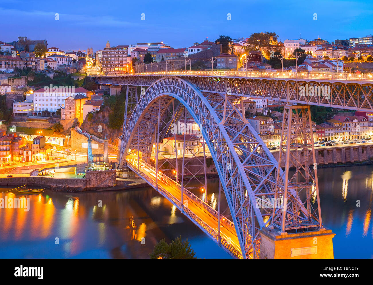Famous Dom Luis I Bridge, Douro river, Porto, Portugal Stock Photo - Alamy