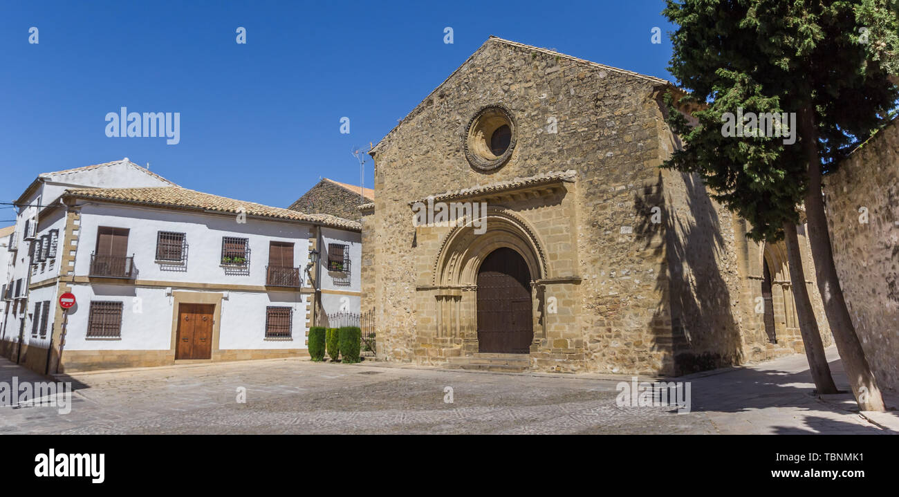 Panorama of the Romanica Santa Cruz church in Baeza, Sapin Stock Photo