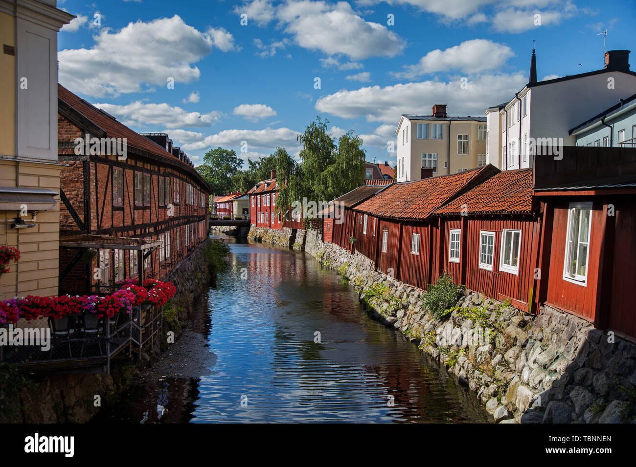 VÄSTERÅS 20170807 Vy över gammal bebyggelse vid Svartån i staden Västerås. City of Västerås, Sweden. Foto Jeppe Gustafsson Stock Photo