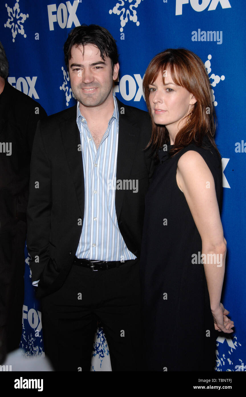 LOS ANGELES, CA. January 21, 2007 RON LIVINGSTON & ROSEMARIE DEWITT