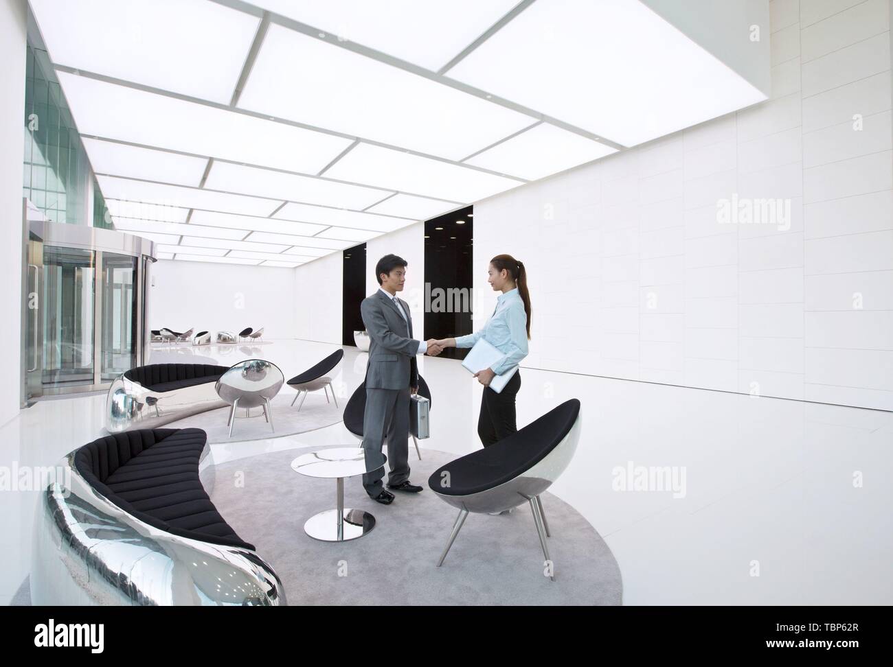 Dressed for the office hi-res stock photography and images - Alamy