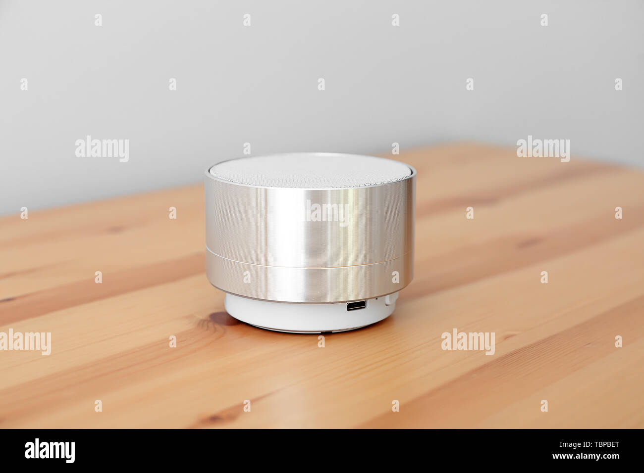 Elemusi hotsell bluetooth speaker
