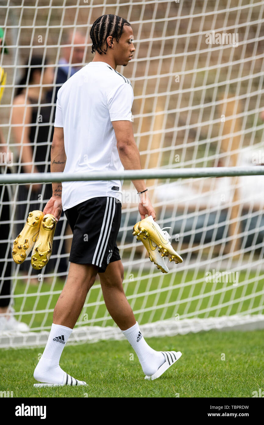 03 June 2019, Netherlands, Venlo: Leroy Sané comes to train the national team at the De Koel stadium. The national football team plays against Belarus (8.6.) and Estonia (11.6.) in the European Championship qualification. Photo: Marius Becker/dpa Stock Photo