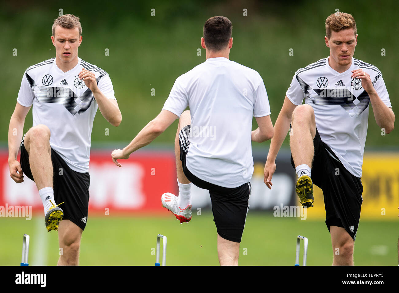 Venlo, Netherlands. 03rd June, 2019. Lukas Klostermann (l) and Marcel Halstenberg (r) train with the national team in the De Koel stadium. The national football team will play against Belarus (8.6.) and Estonia (11.6.) in the European Championship qualification. Credit: Marius Becker/dpa/Alamy Live News Stock Photo