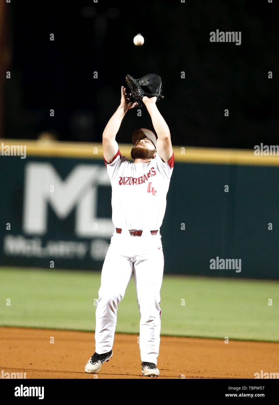 Defeated Razorback June 2, 2019: Trevor Ezell #4 Razorback first baseman settles in under ...