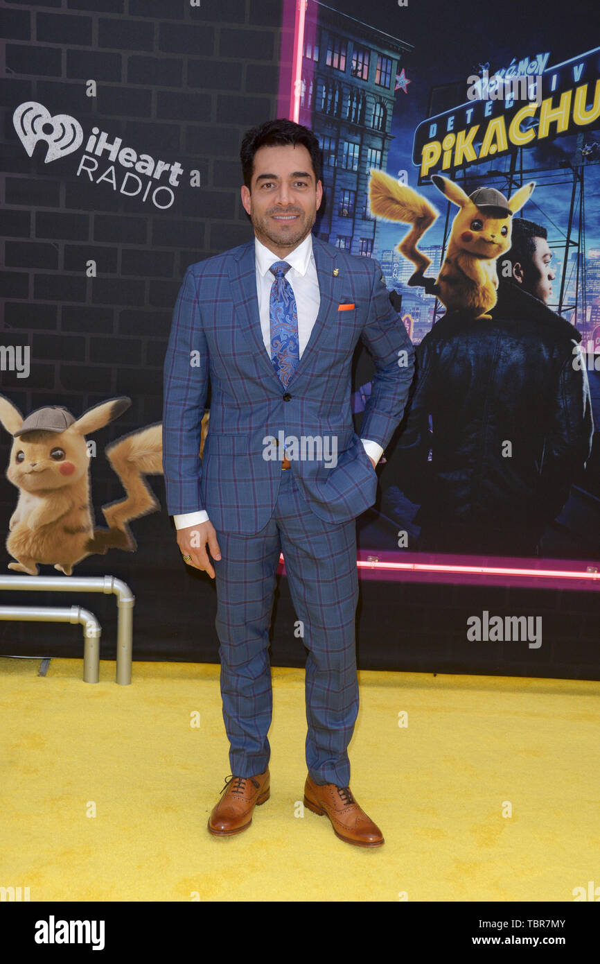 Pikachu detective premiere discount