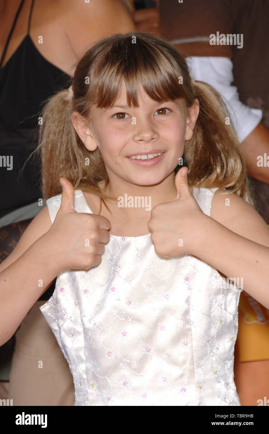 Bindi irwin portrait hi-res stock photography and images - Alamy